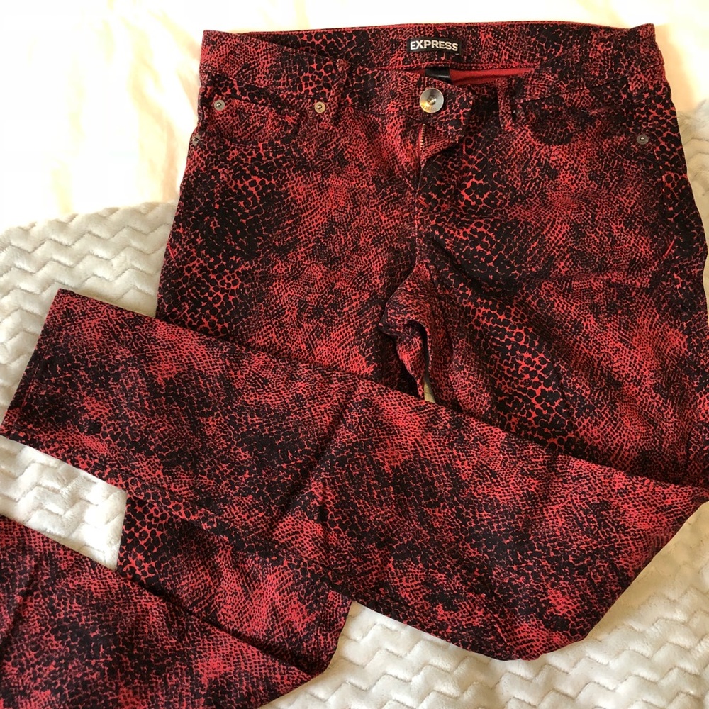 Express printed jeans.